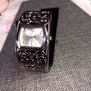 Geneva Silver Hinged Cuff Filagree Women's Watch EUC Works!